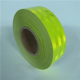 HIP DOT C2 เทปสะท้อนแสงสีเหลืองเรืองแสงสำหรับรถพ่วง